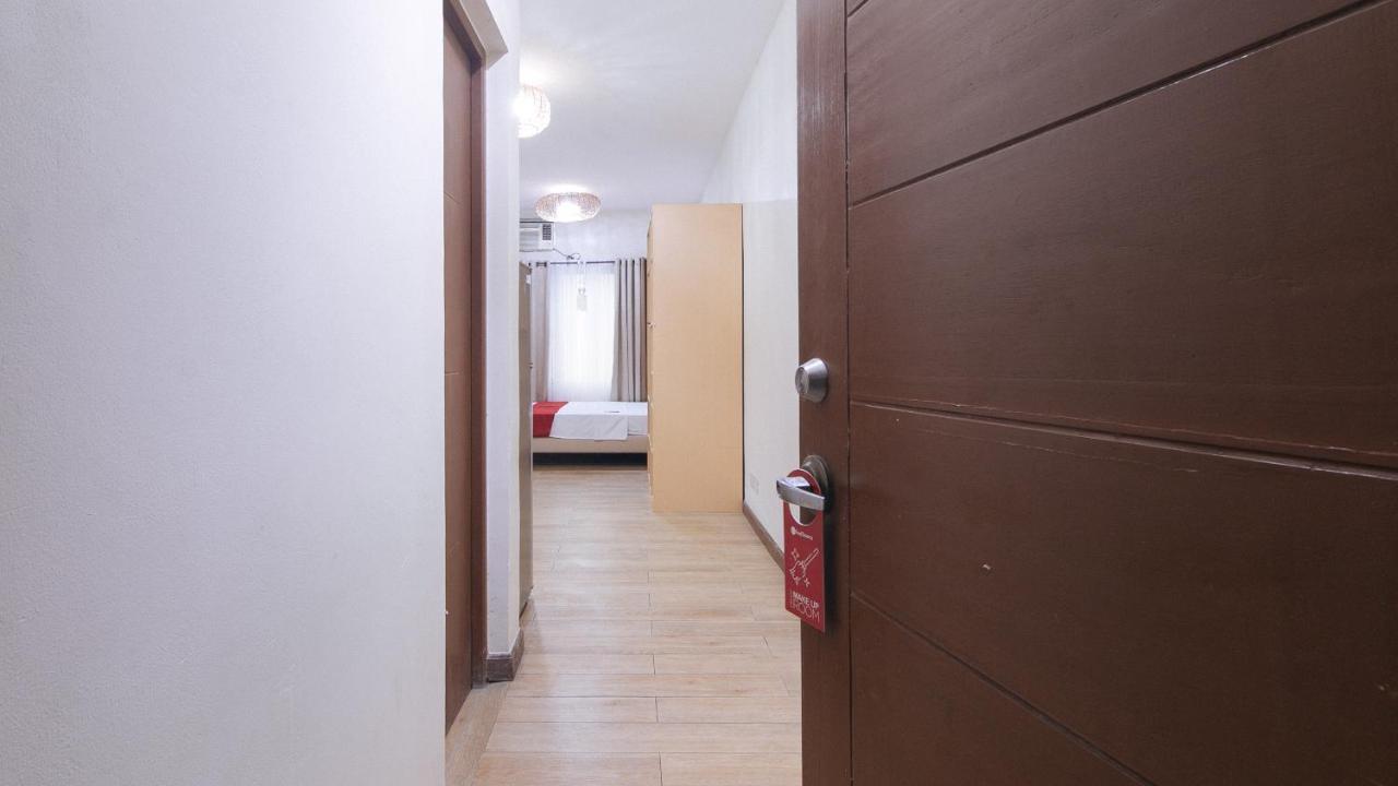 Reddoorz Plus @ Cuarto Verde Staycation Las Piñas Exterior foto